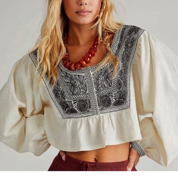 Free People Tops - FREE PEOPLE IGGIE EMBROIDERED TOP LARGE